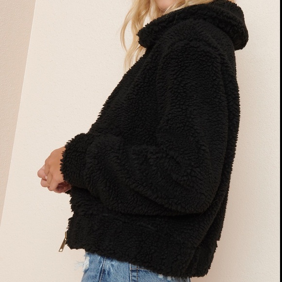 Teddy Sherpa Jacket - Picture 7 of 9